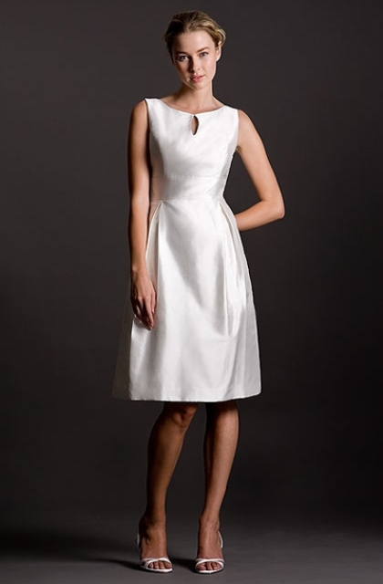 minimal-and-elegant-wedding-dresses-13